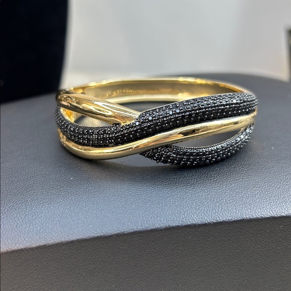 Belleza Gold and Black Crystal Women's Bracelet